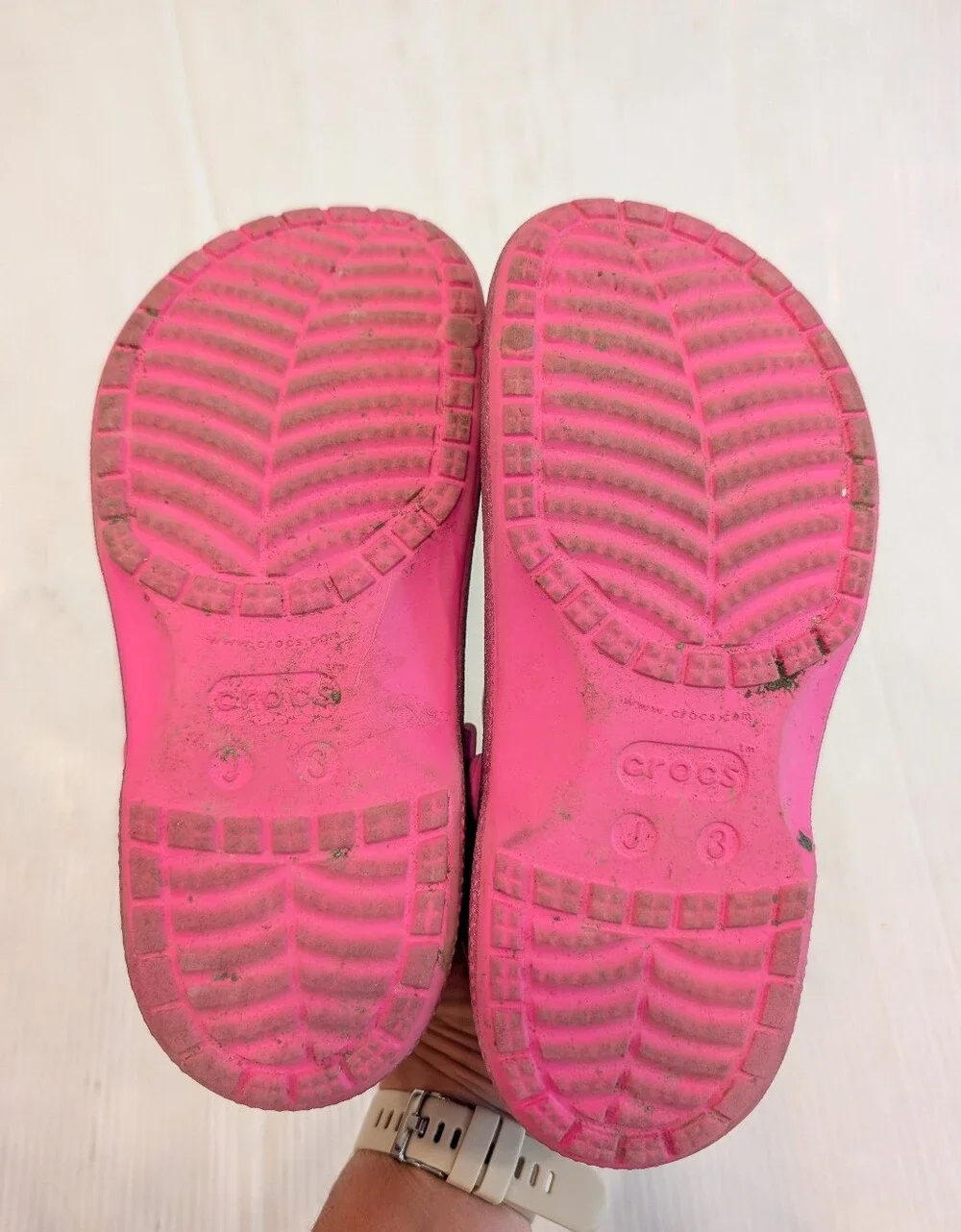 CROCS Girls Pink Glitter Fleece-Lined Clogs Size 3